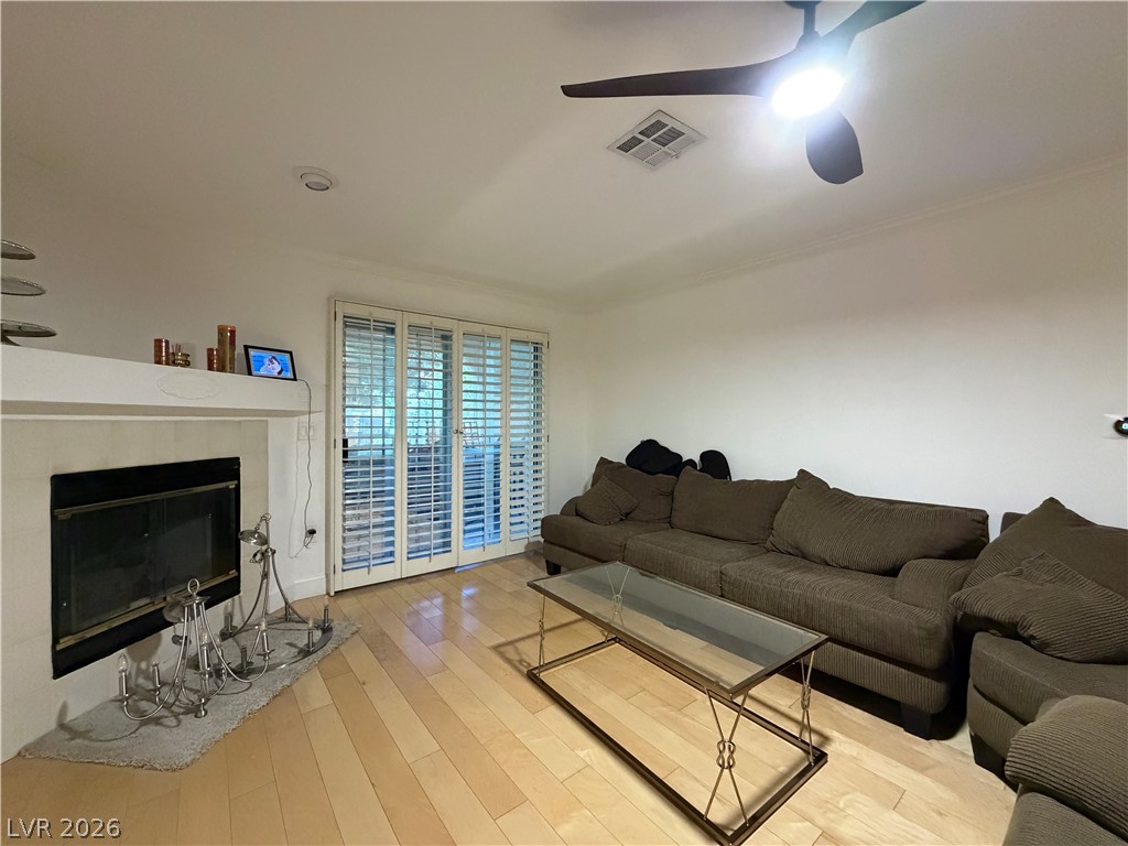 8452 Boseck Drive 186 Property Photo 9