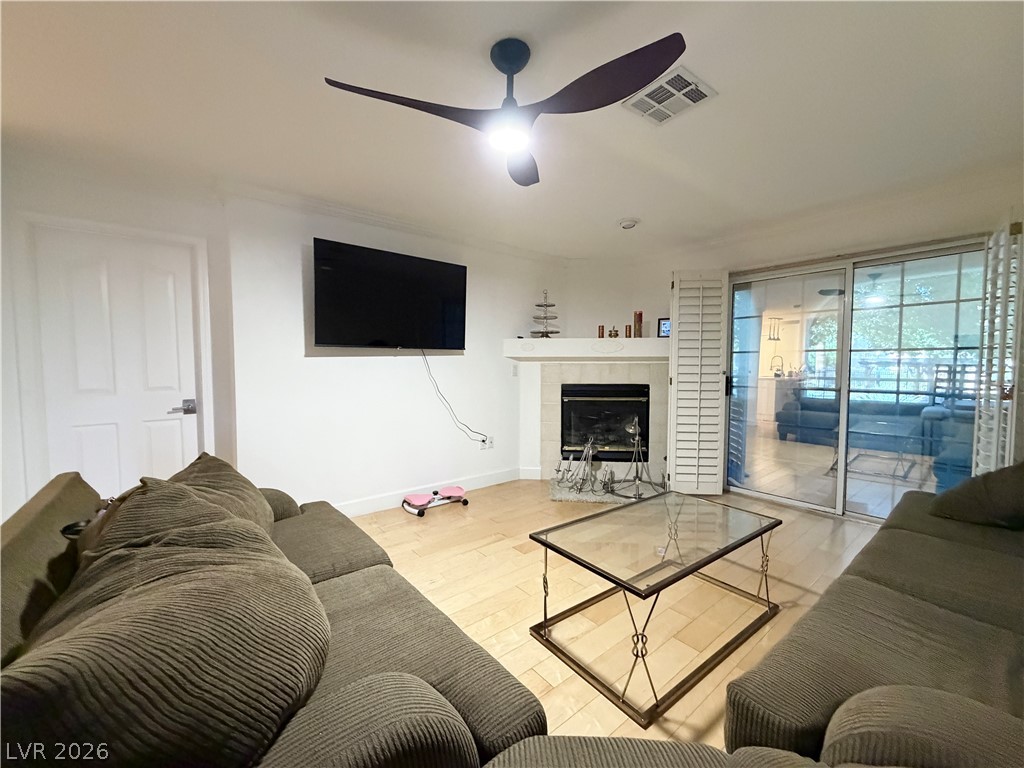 8452 Boseck Drive 186 Property Photo 12