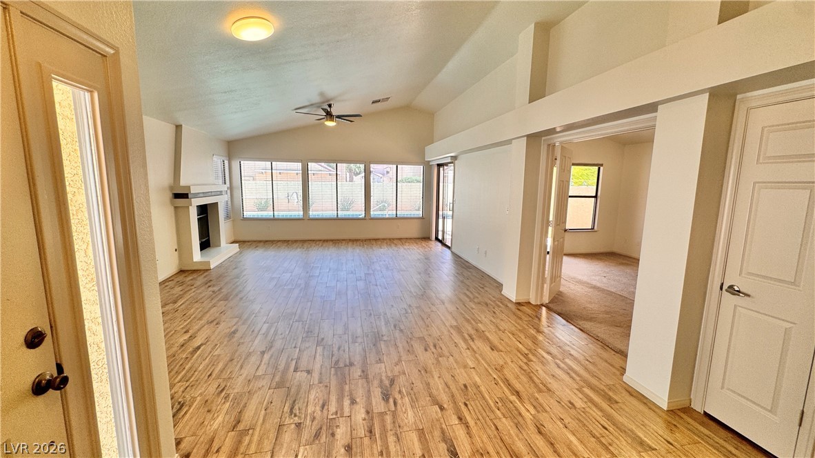 5236 Crooked River Circle Property Photo 6