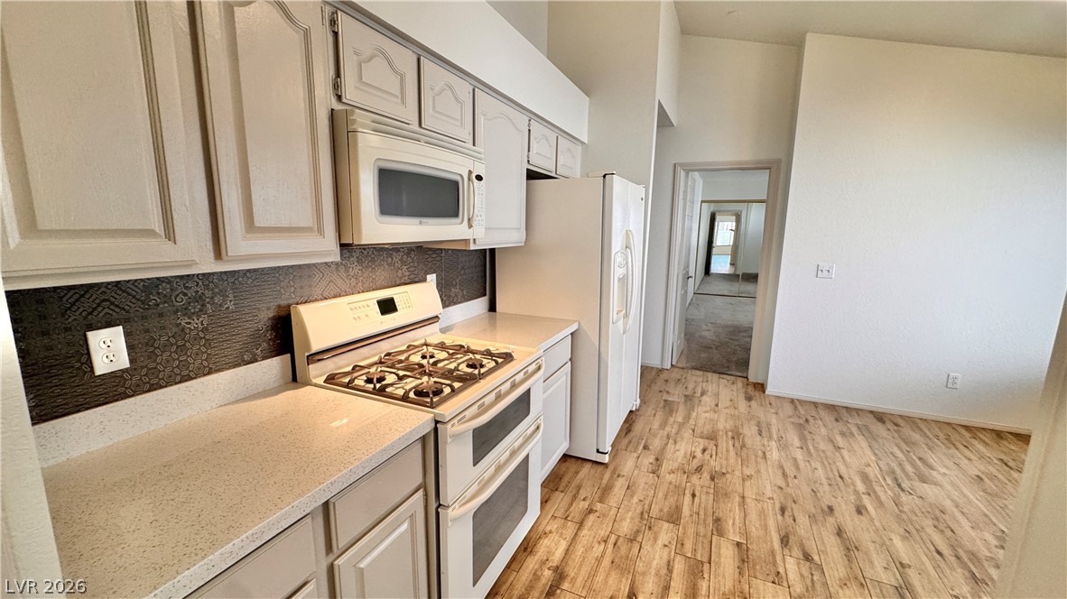 5236 Crooked River Circle Property Photo 7