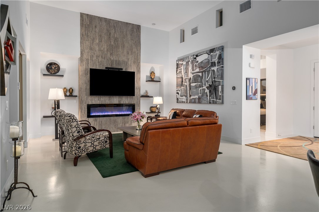 6881 Wood Clover Court Property Photo 45