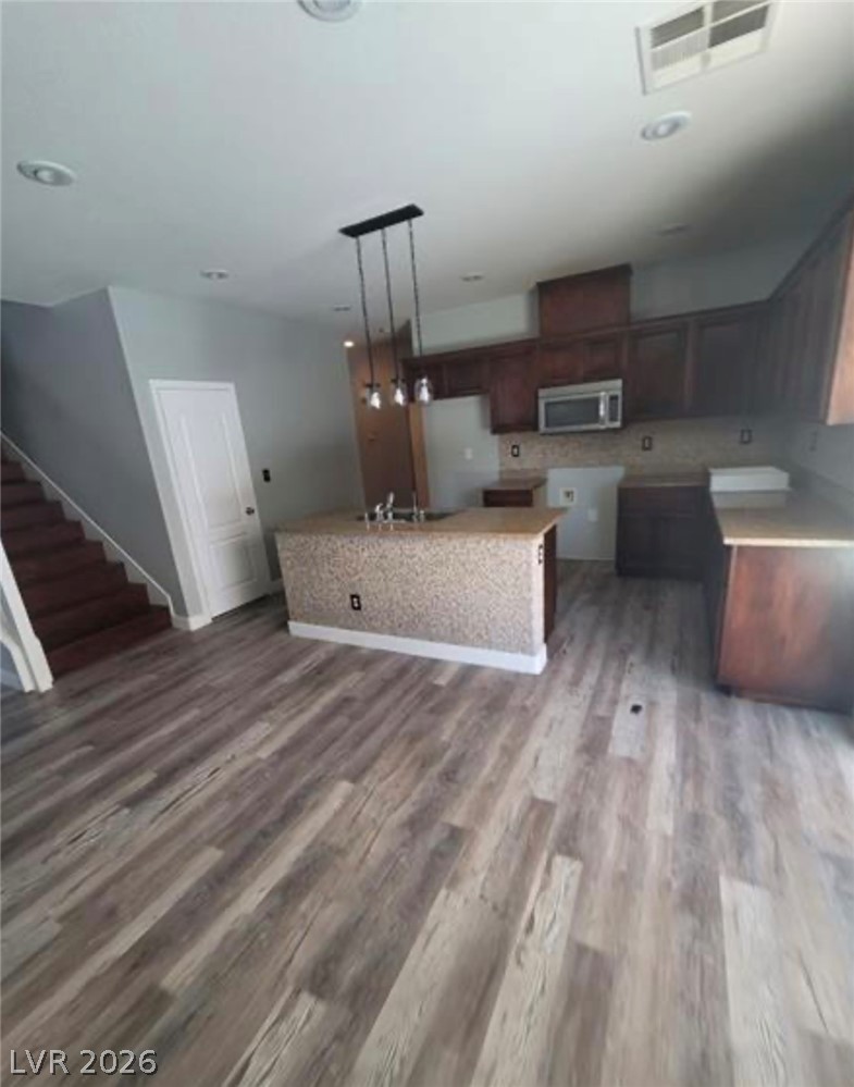 7349 Dolphine Crest Avenue Property Photo 8