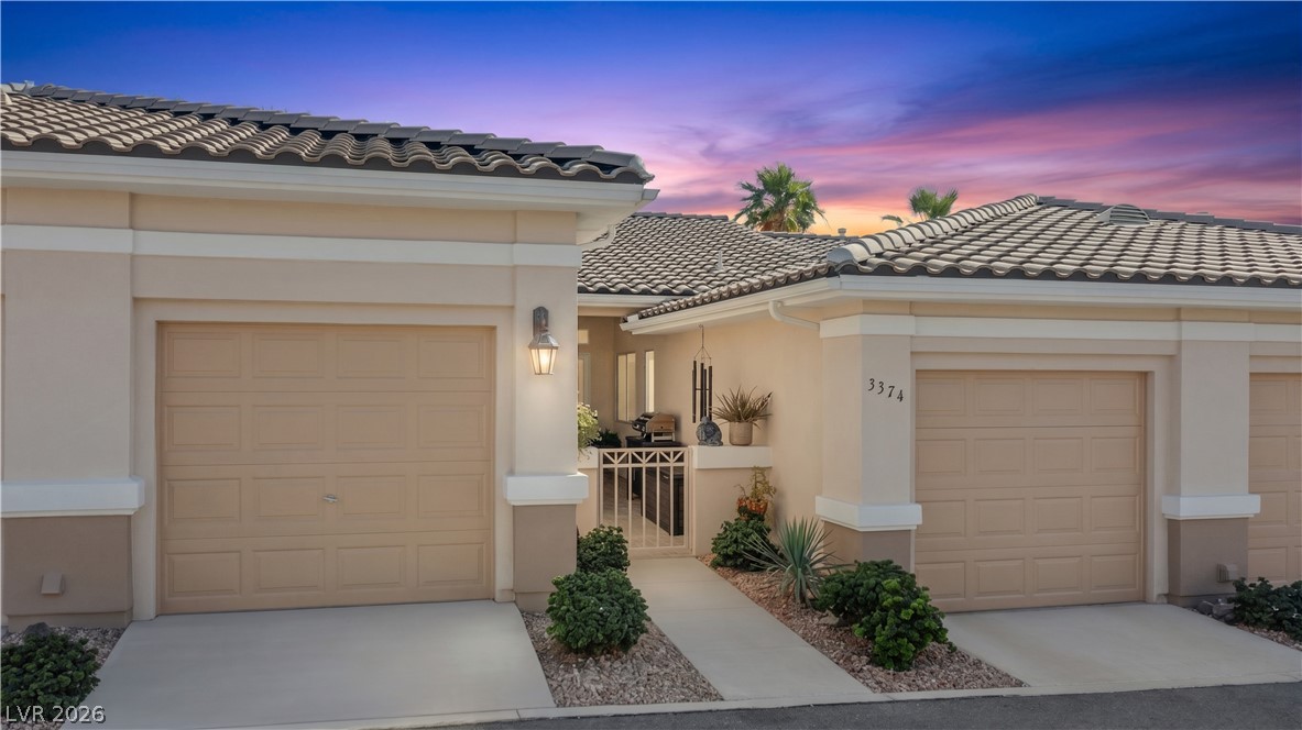 3374 Pheasant Canyon Way Property Photo 2