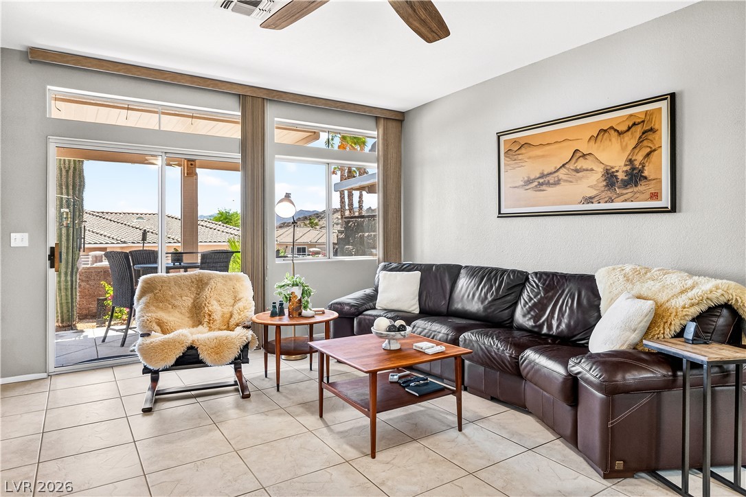 3374 Pheasant Canyon Way Property Photo 16