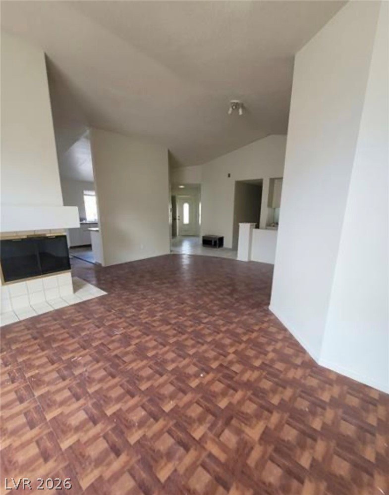 9820 Cross Creek Way Property Photo 13