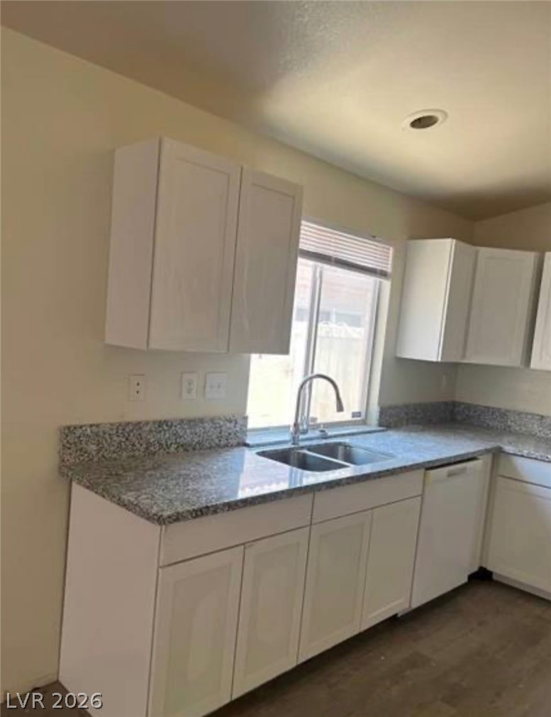9820 Cross Creek Way Property Photo 14