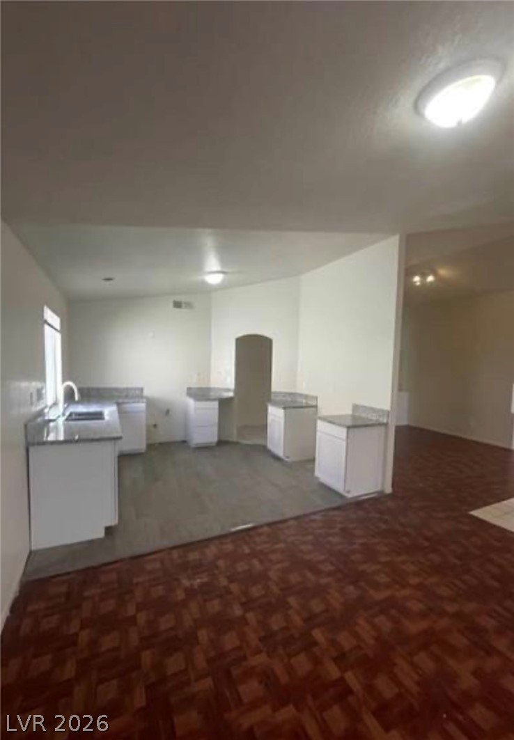 9820 Cross Creek Way Property Photo 15