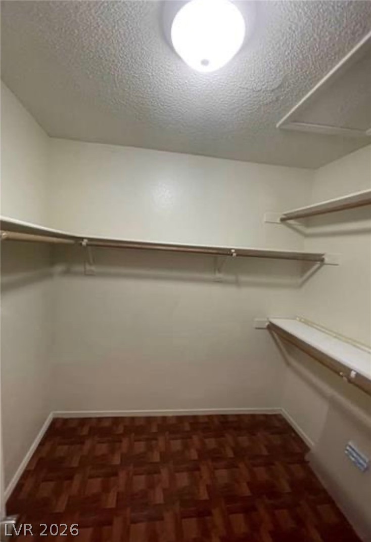 9820 Cross Creek Way Property Photo 25
