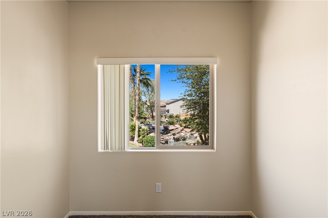 724 Hardy Way E Property Photo 18