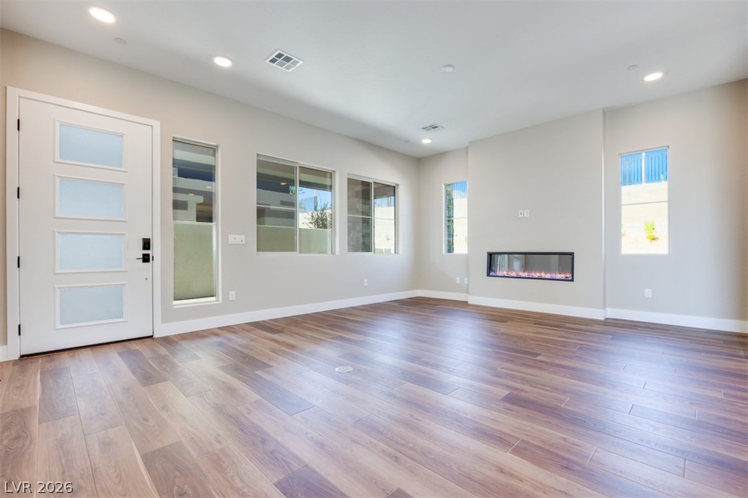 1081 Soaring Sage Avenue Property Photo 11