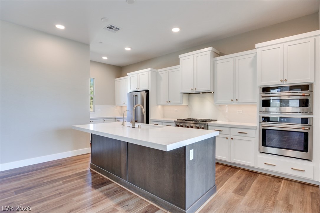 1081 Soaring Sage Avenue Property Photo 13