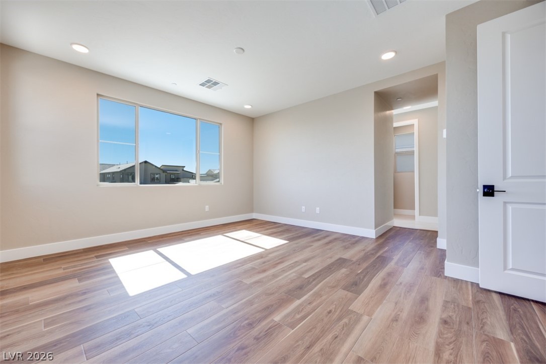 1081 Soaring Sage Avenue Property Photo 29