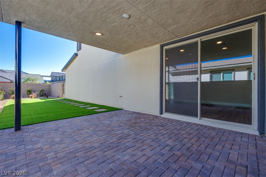 1081 Soaring Sage Avenue Property Photo 34