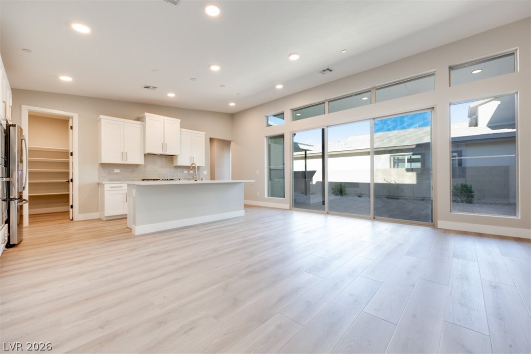 1030 Soaring Sage Avenue Property Photo 10