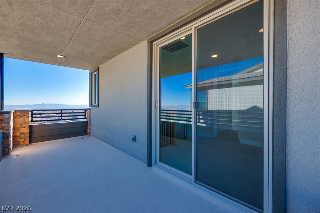 1030 Soaring Sage Avenue Property Photo 30