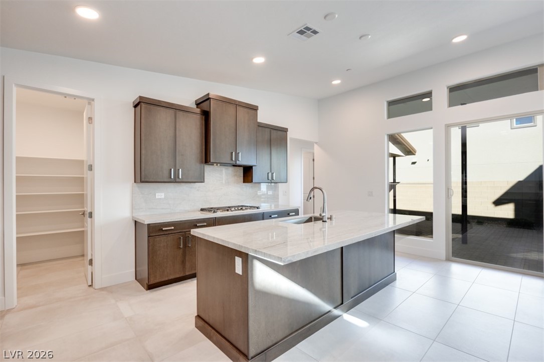 1040 Soaring Sage Avenue Property Photo 13