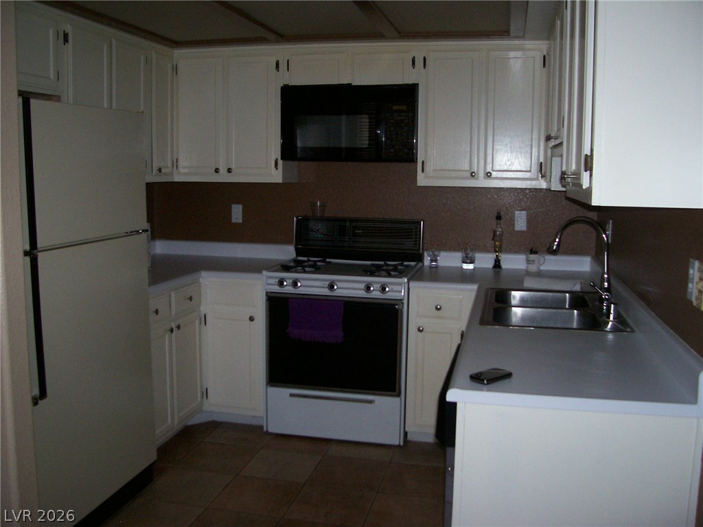 2204 Silver Pine Drive 0 Property Photo 4