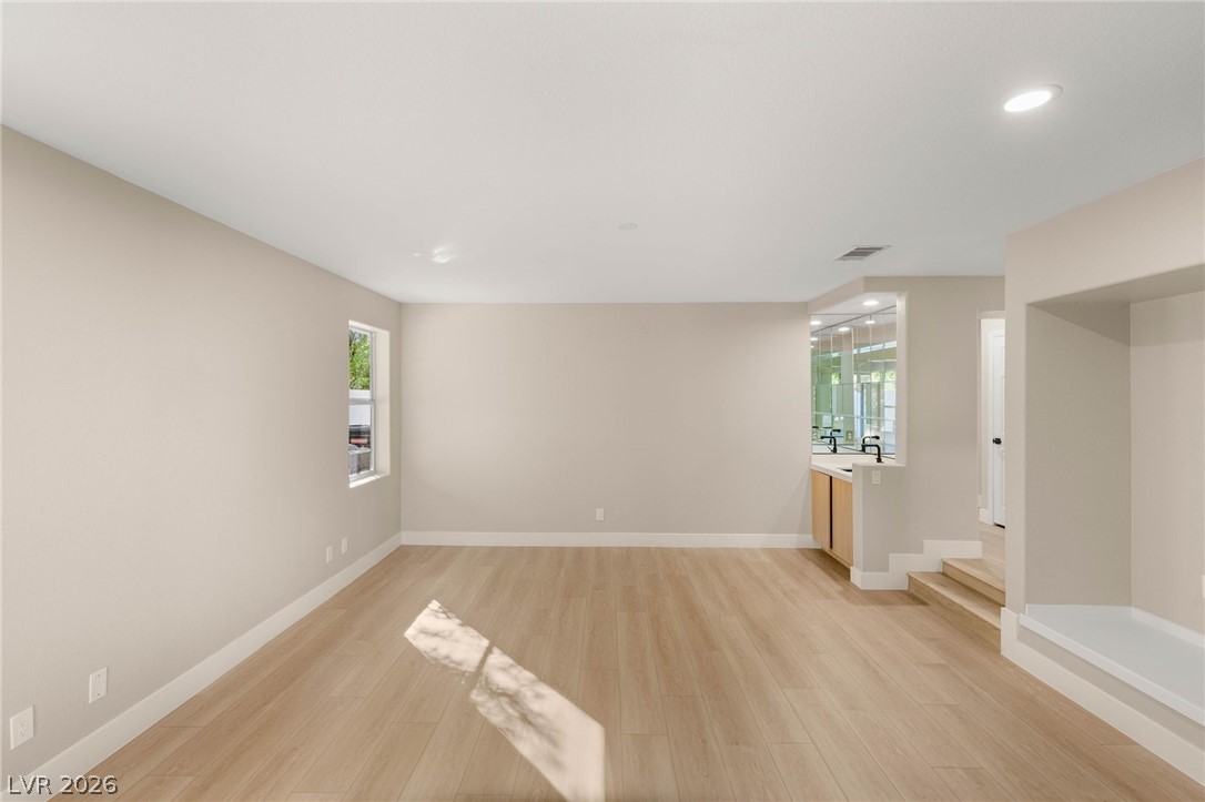 2104 Inverness Drive Property Photo 14