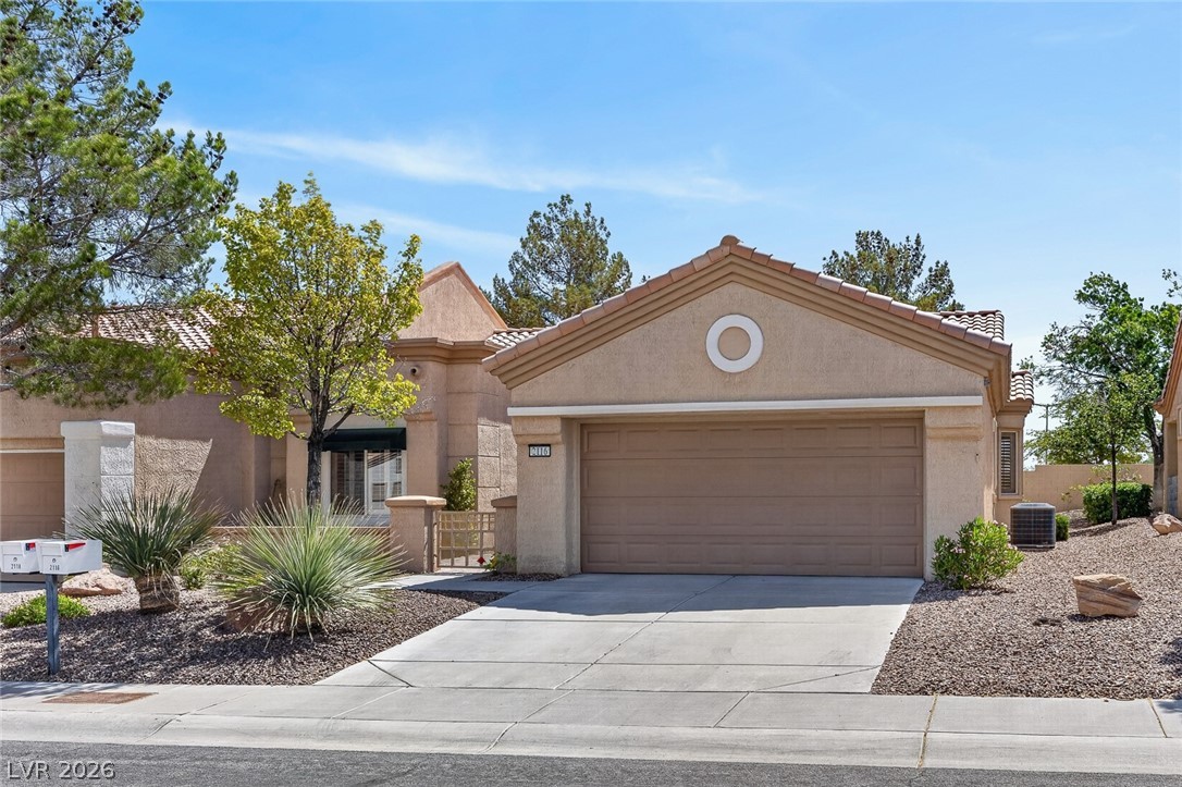 2116 Spring Water Drive Property Photo 6