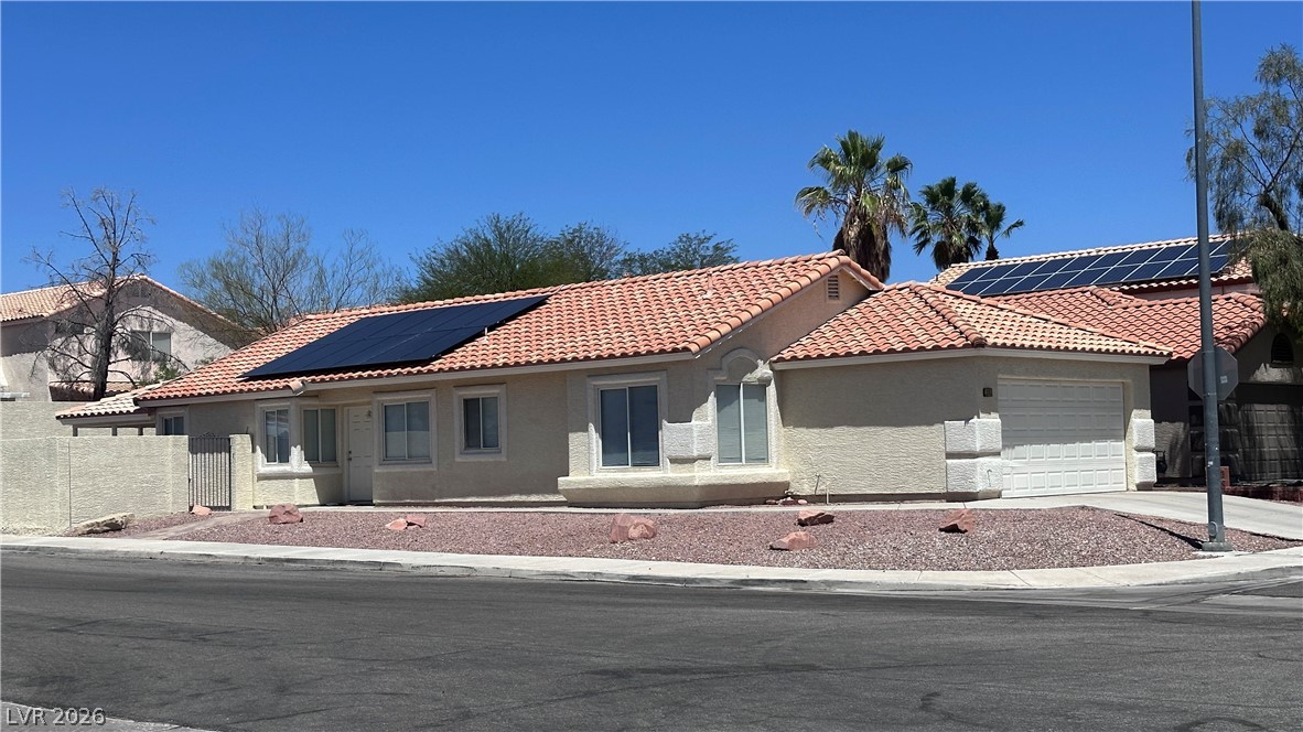 1001 Transom Drive Property Photo 1