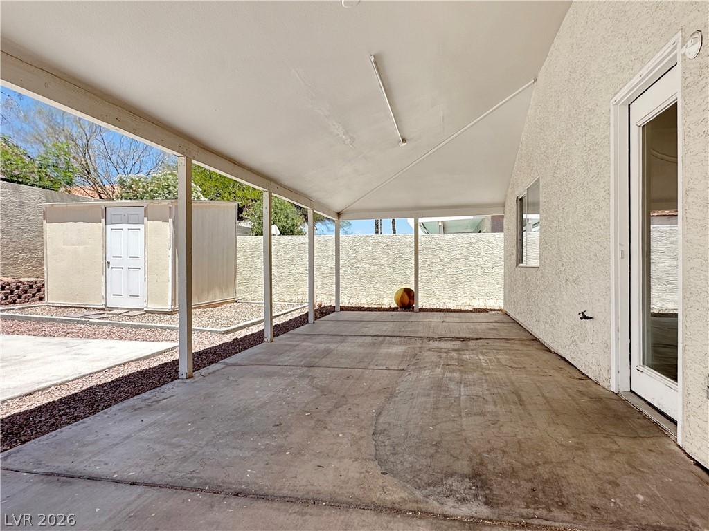 1001 Transom Drive Property Photo 7