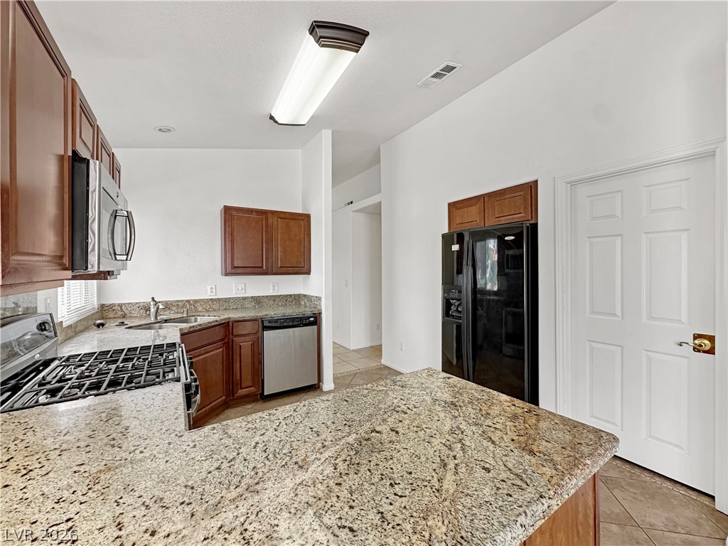 1001 Transom Drive Property Photo 10