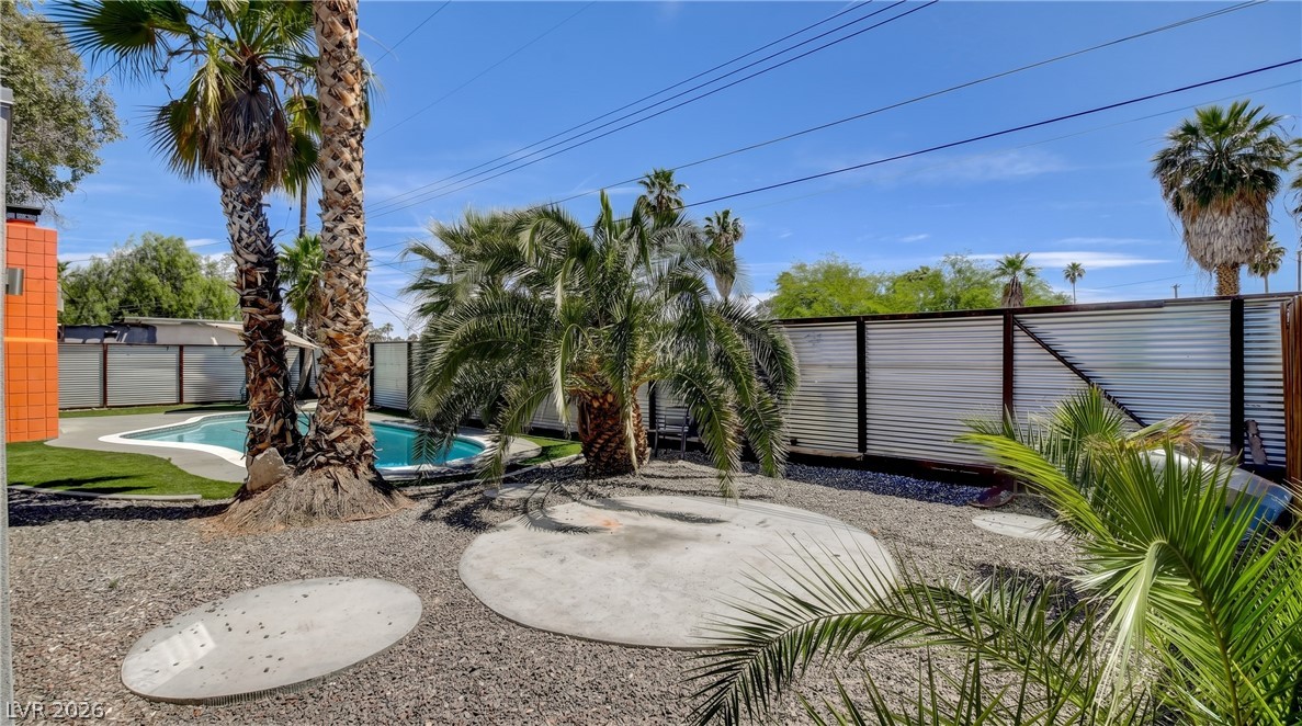 1995 Caballero Way Property Photo 27