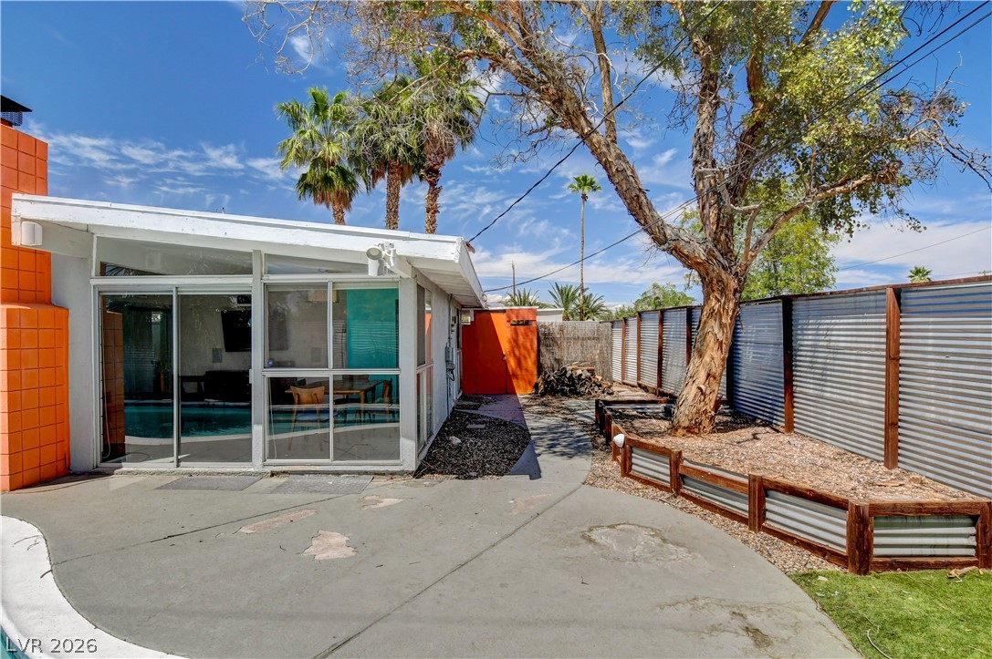 1995 Caballero Way Property Photo 33