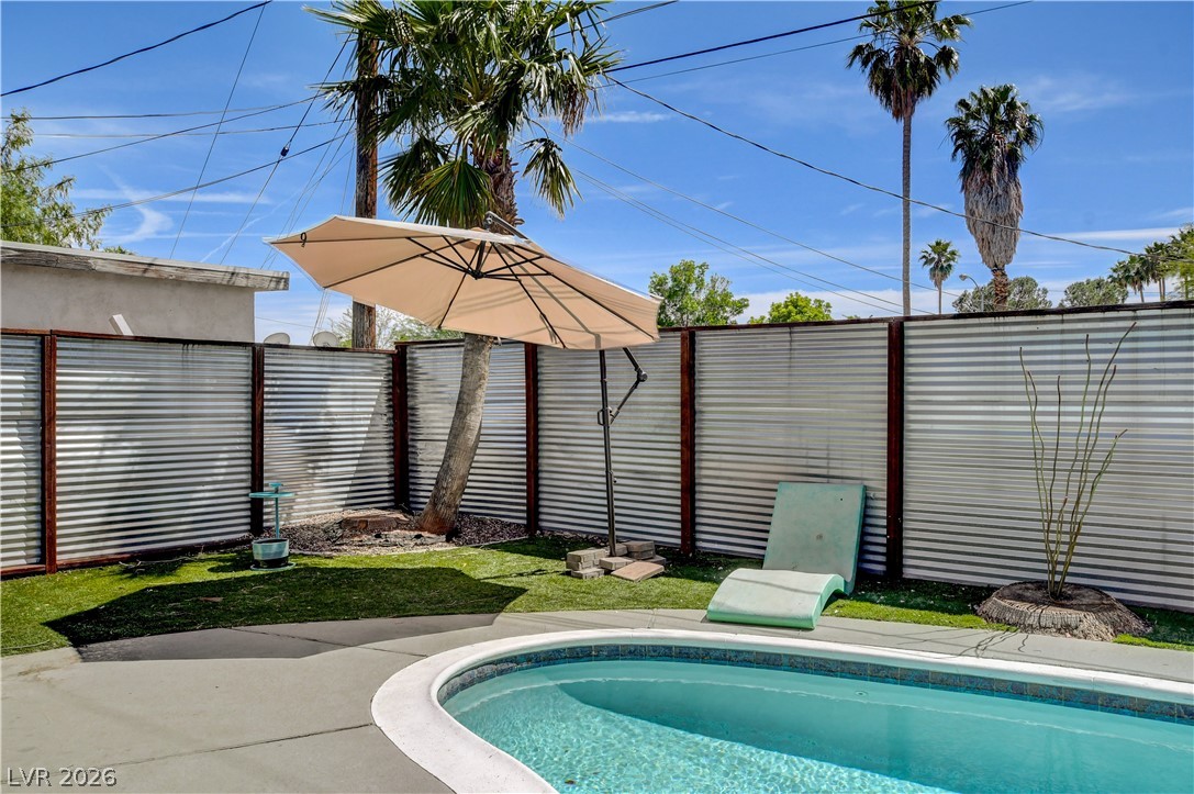 1995 Caballero Way Property Photo 37