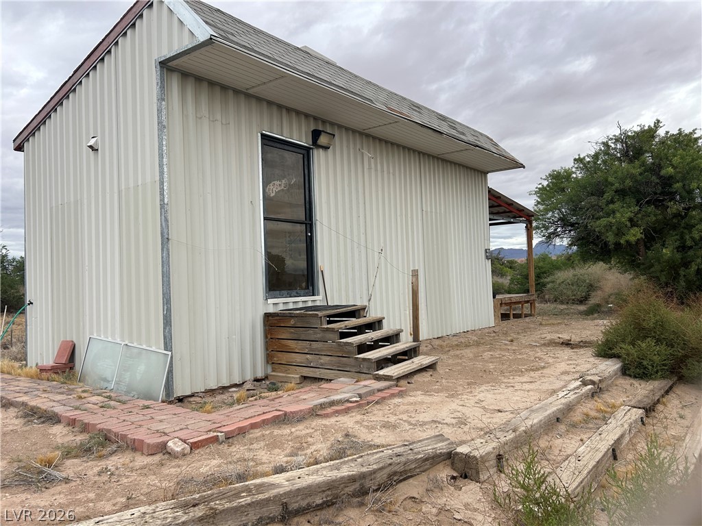 1880 East State Highway 168 Property Photo 4