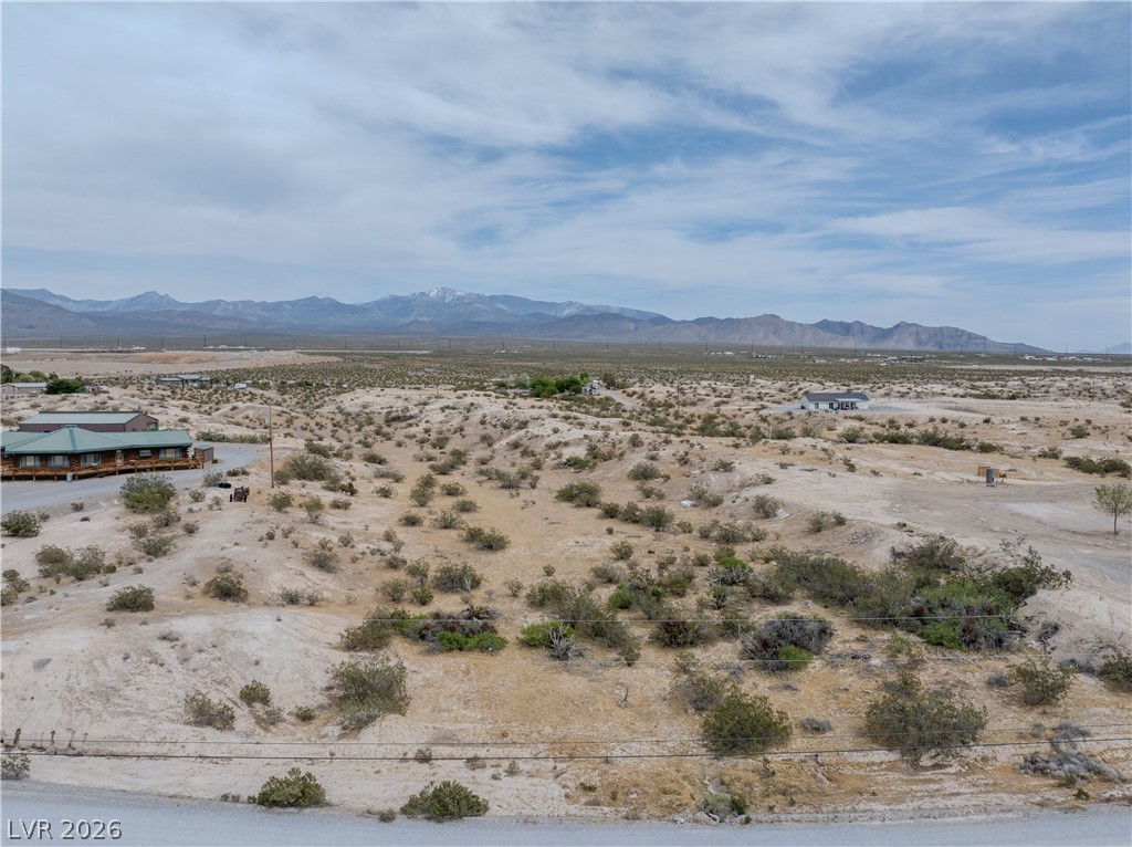 1301 Rockafeller Drive Property Photo 3
