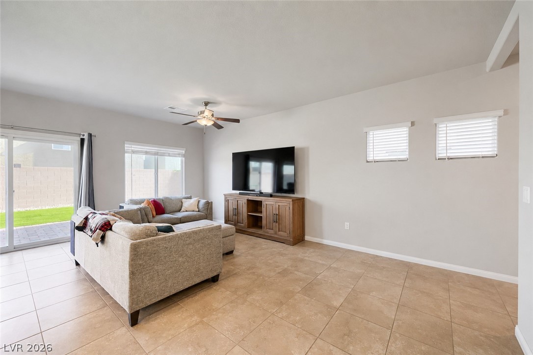 3808 Seyfert Avenue Property Photo 4