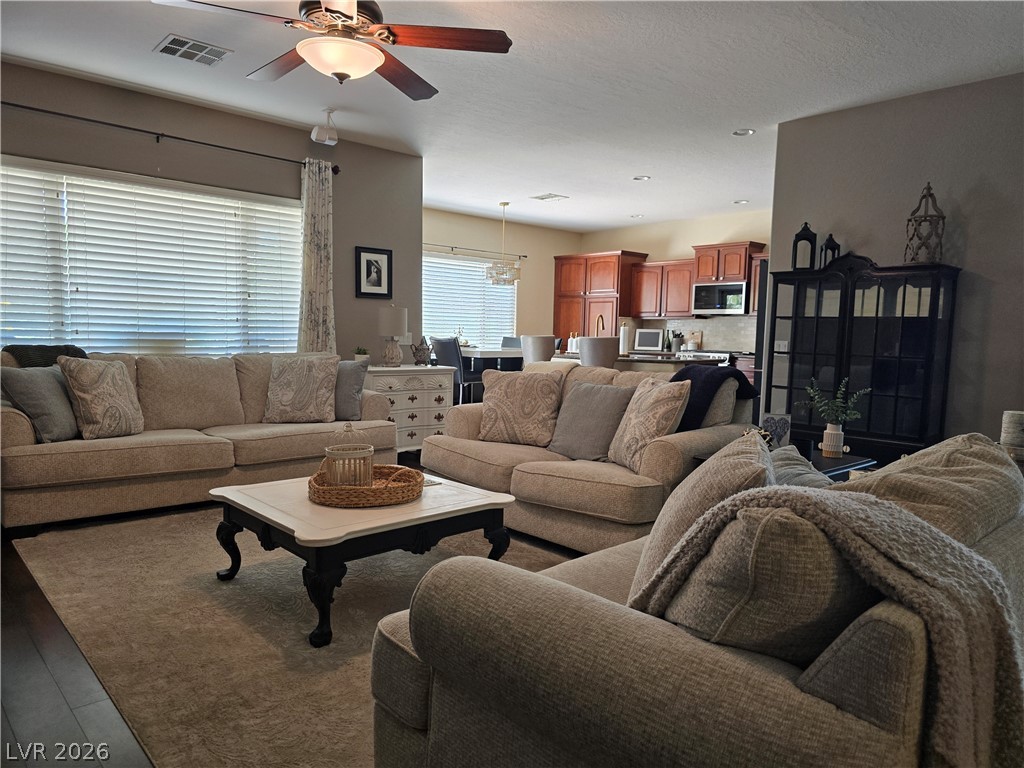 5992 Quintillion Avenue Property Photo 6