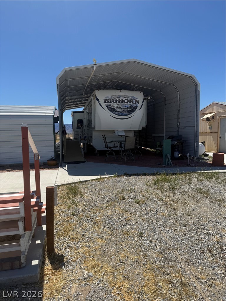 4330 West Medicine Man Road Property Photo 4