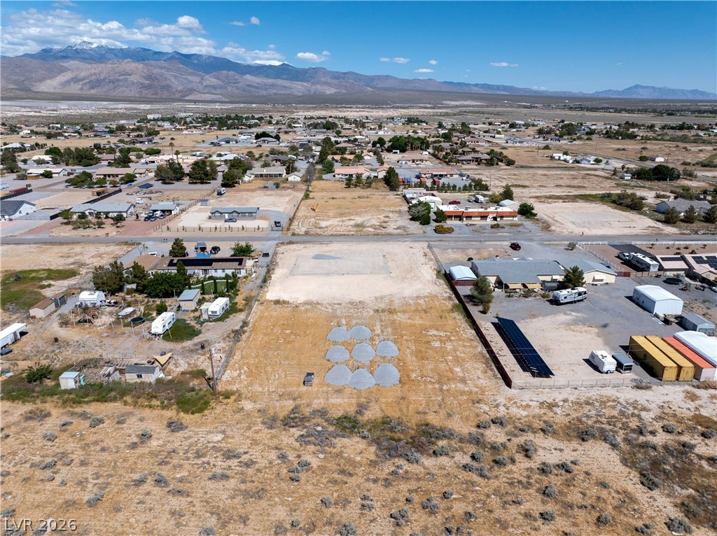 3360 Sagebrush Avenue Property Photo 3