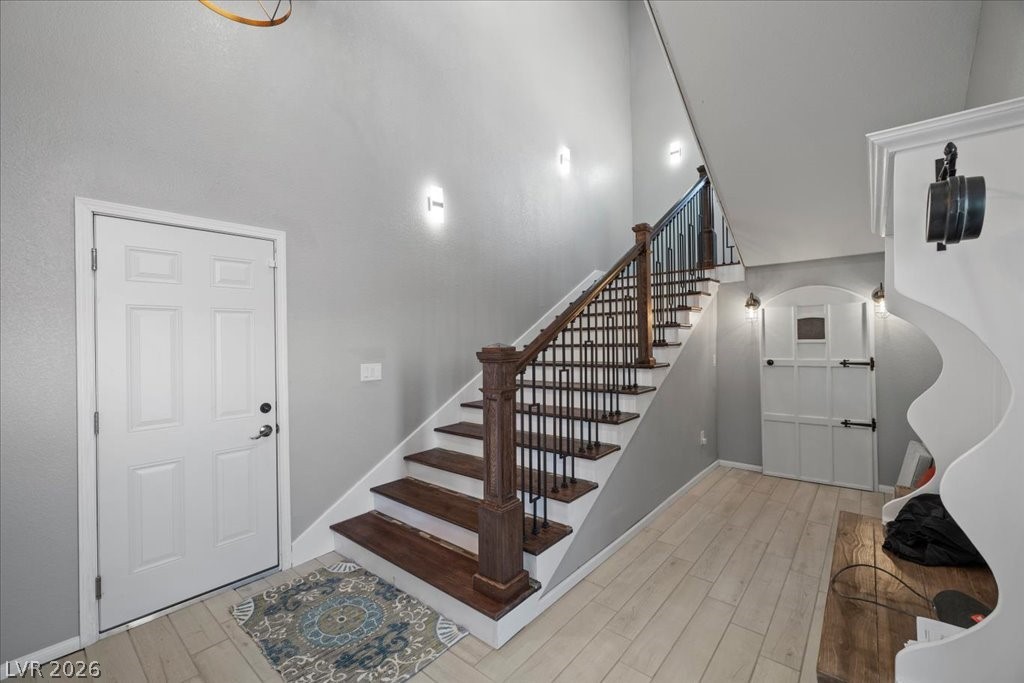 2590 Luke Street Property Photo 6