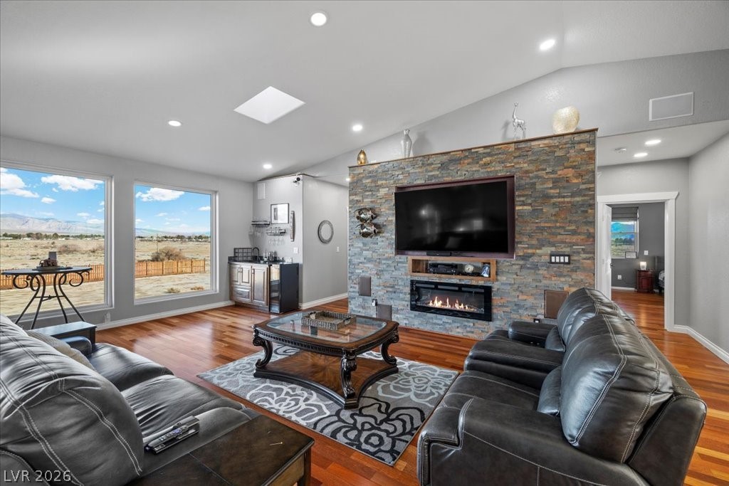 2590 Luke Street Property Photo 11