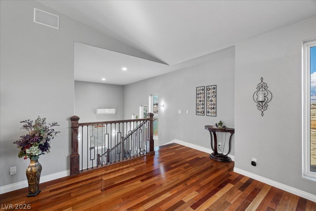 2590 Luke Street Property Photo 26