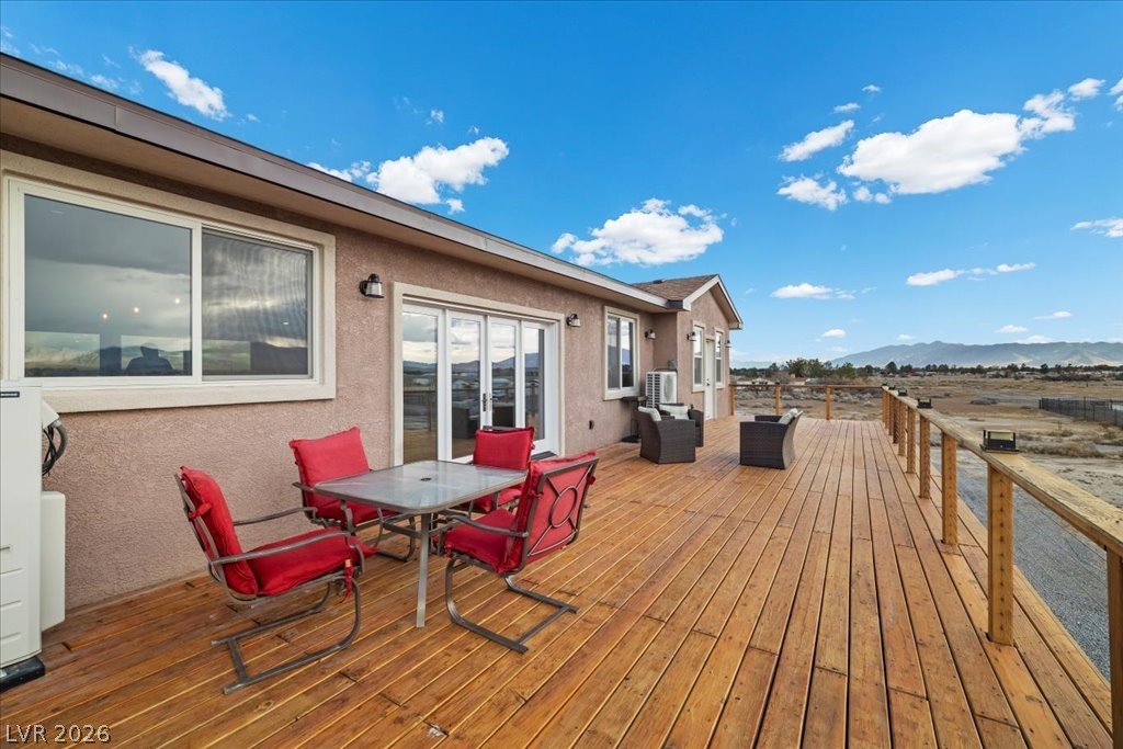 2590 Luke Street Property Photo 50