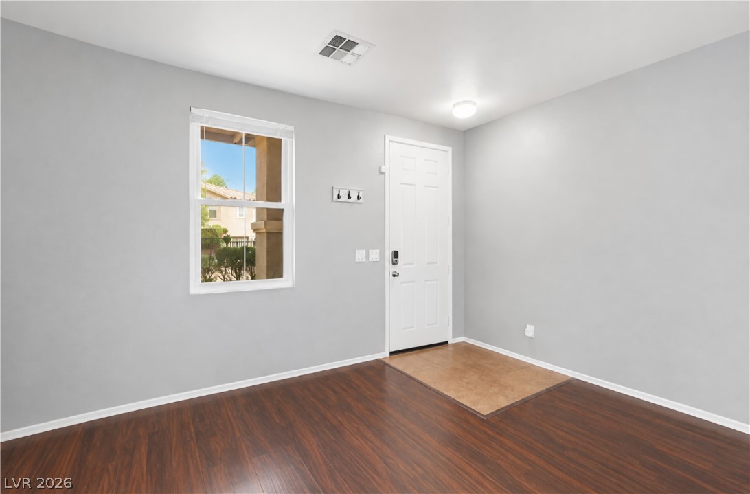8254 Pearl Diver Court Property Photo 4