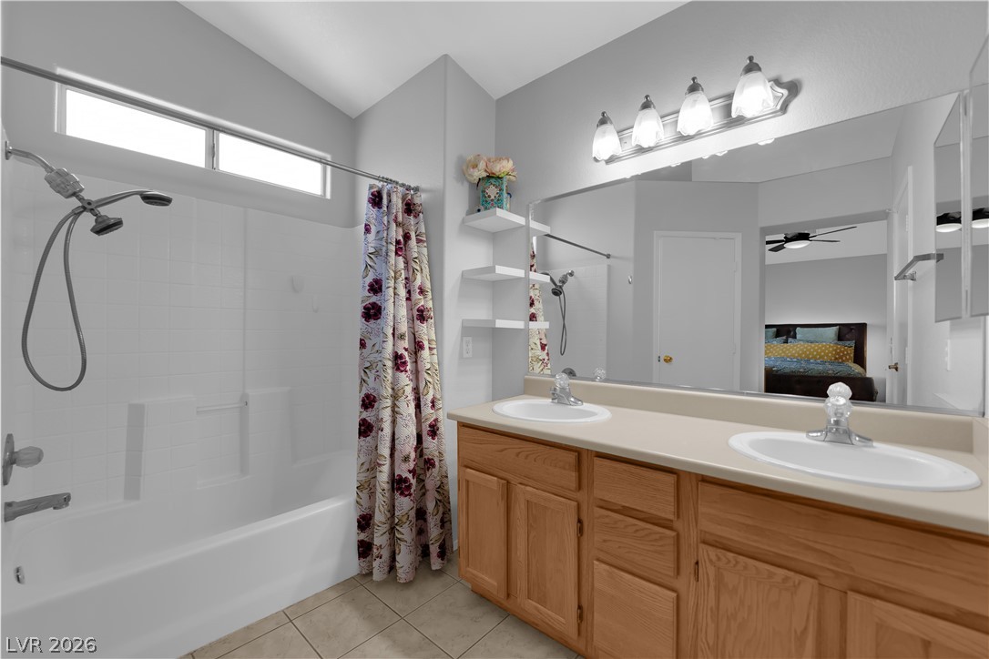 9129 Green Frost Drive Property Photo 11