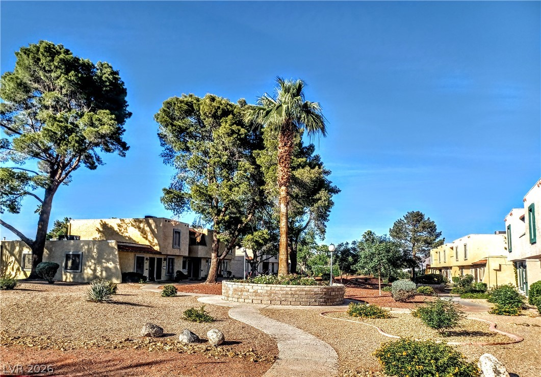 442 Las Casitas Way Property Photo 3