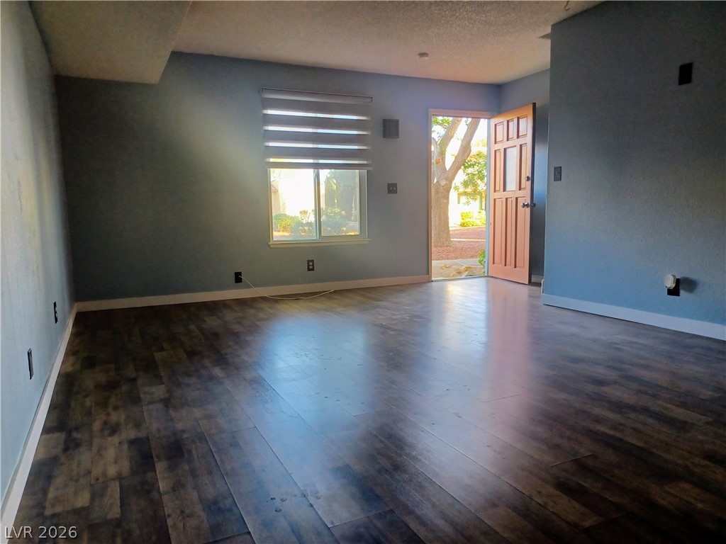 442 Las Casitas Way Property Photo 5