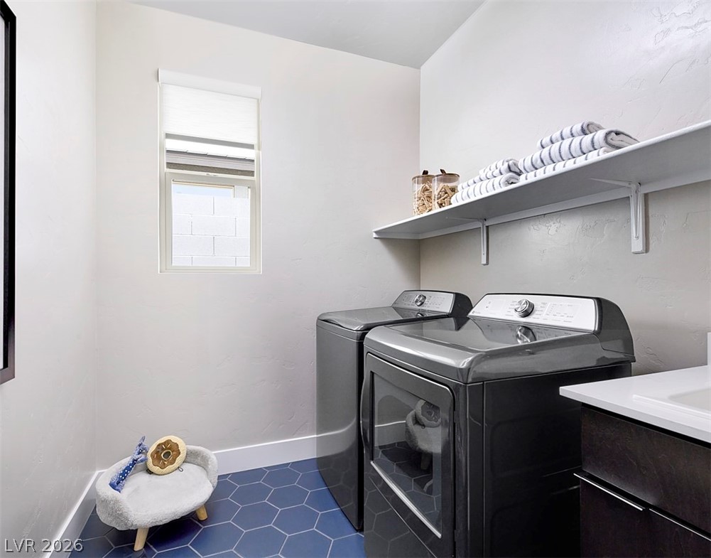 10286 Grey Poplar Court Property Photo 9