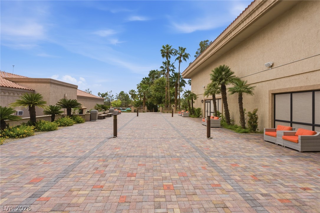 2809 Tumble Creek Court Property Photo 43