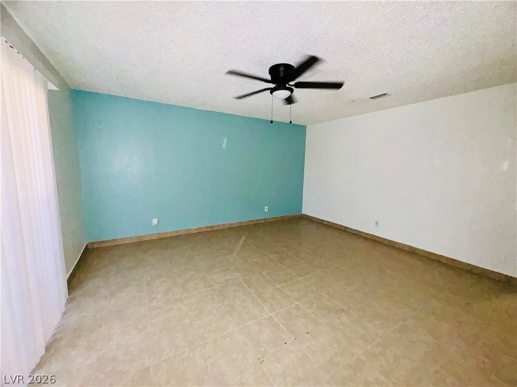 4581 Macher Way C Property Photo 5