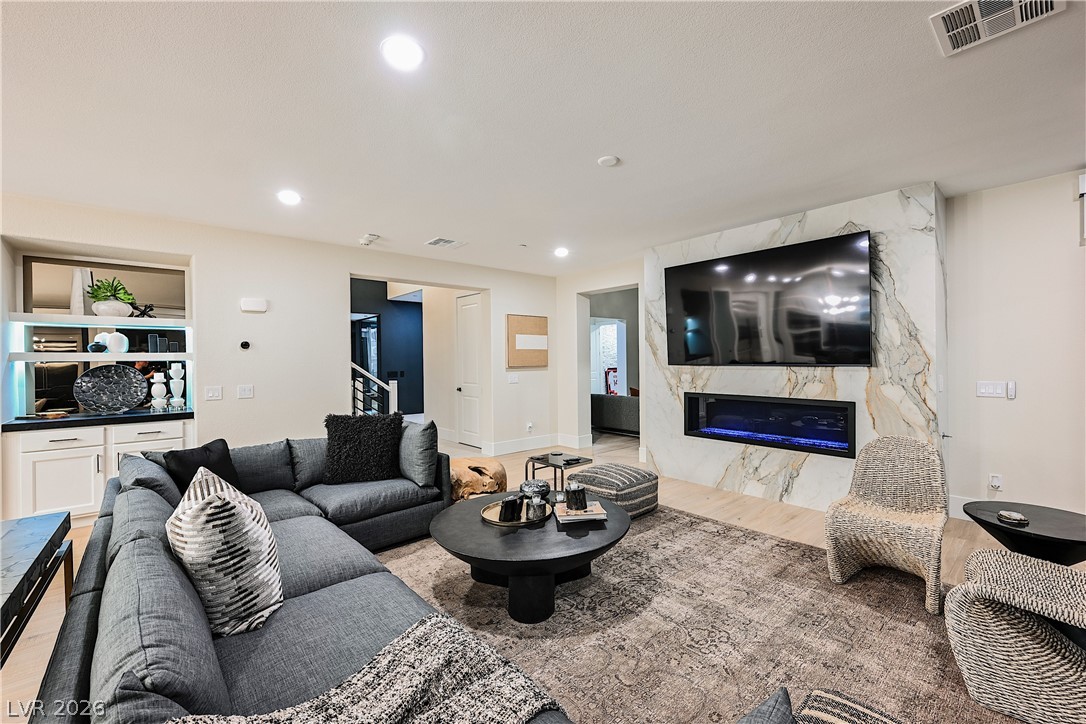 6055 Gabrielle Carol Court Property Photo 17