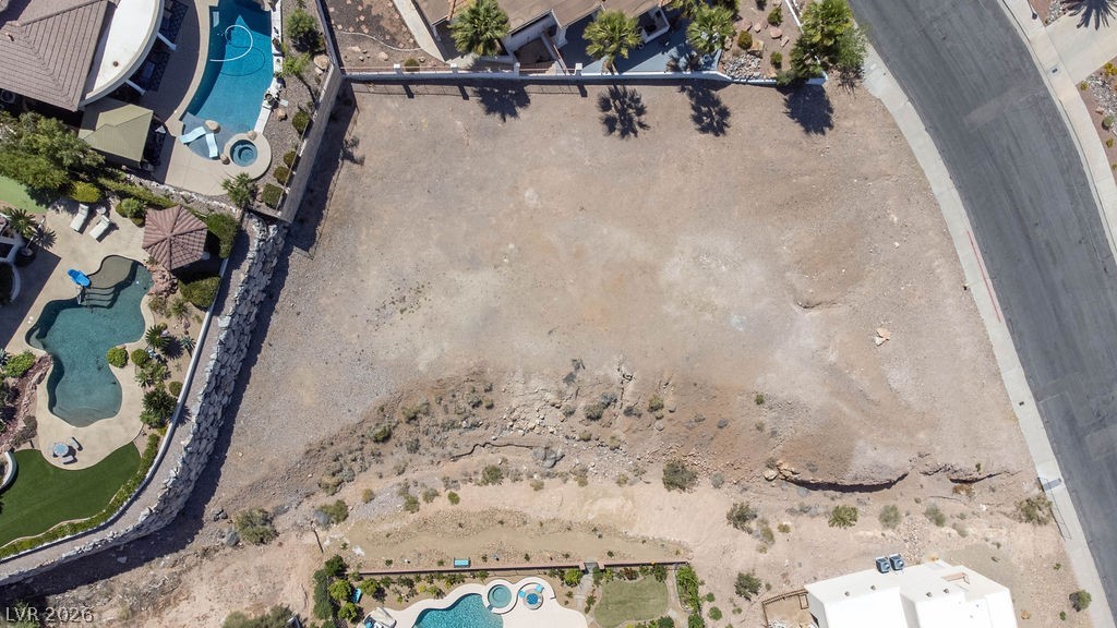 929 Vista Lago Way Property Photo 7