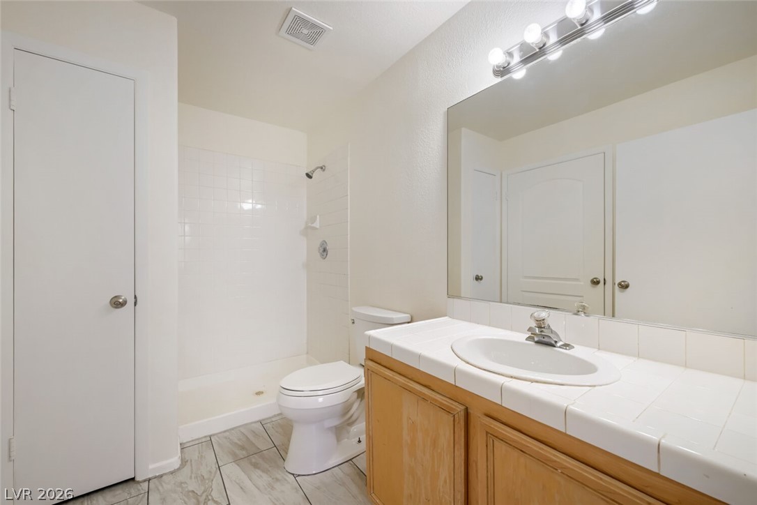 2110 Los Feliz Street 1036 Property Photo 8