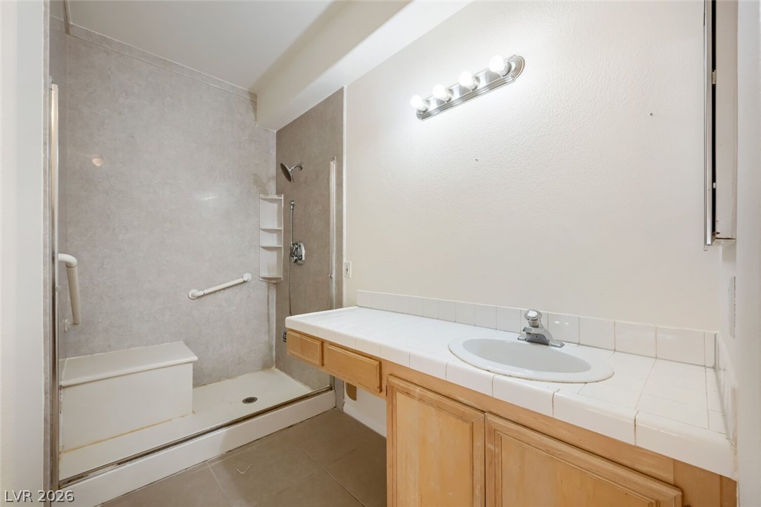 2110 Los Feliz Street 1036 Property Photo 9